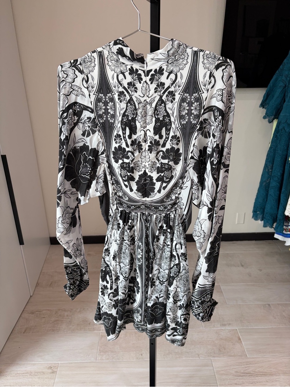 Farm Rio: High-Neck Long-Sleeve
Mini Dress - Picture 7 of 11